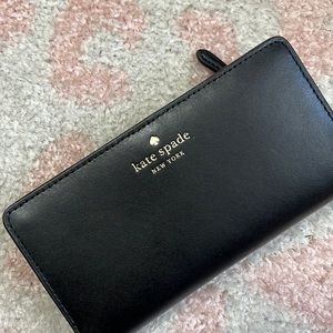 Black Kate spade wallet
